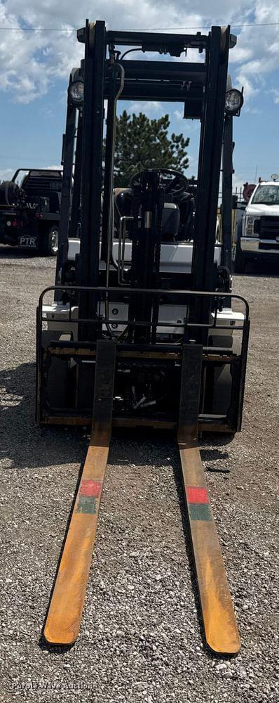 Image of Toyota 7FGU25 equipment image 1