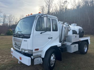 Main image Nissan UD2600