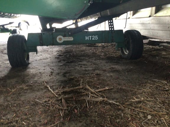 2005 Unverferth HT25 Equipment Image0