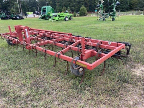 2005 Unverferth Perfecta 15 Equipment Image0