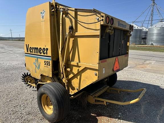 Image of Vermeer 555XL equipment image 3