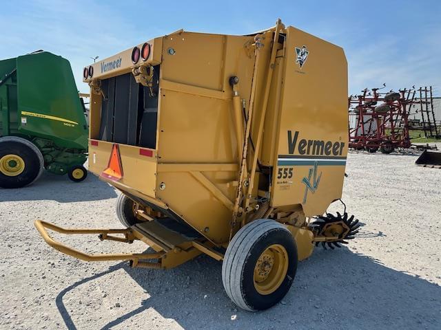 Image of Vermeer 555XL equipment image 4