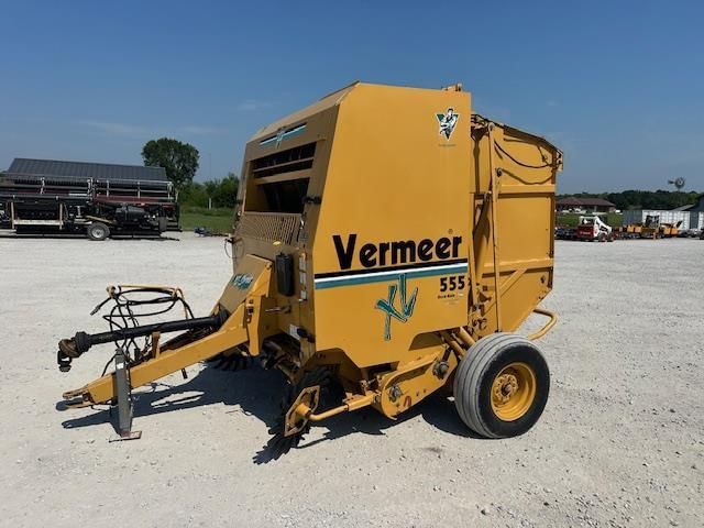 2005 Vermeer 555XL Equipment Image0