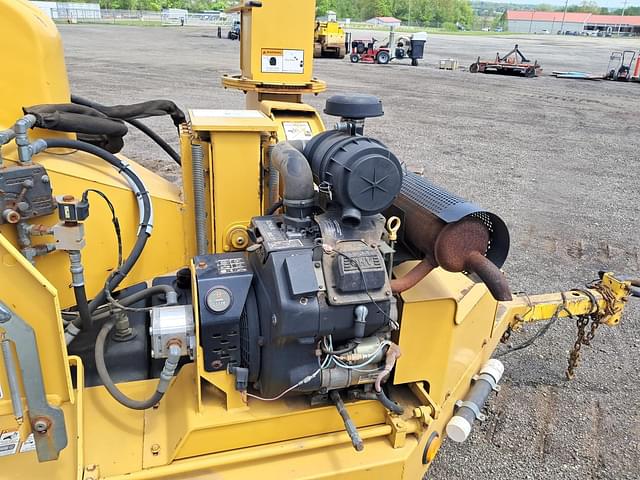 Image of Vermeer BC600XL equipment image 3