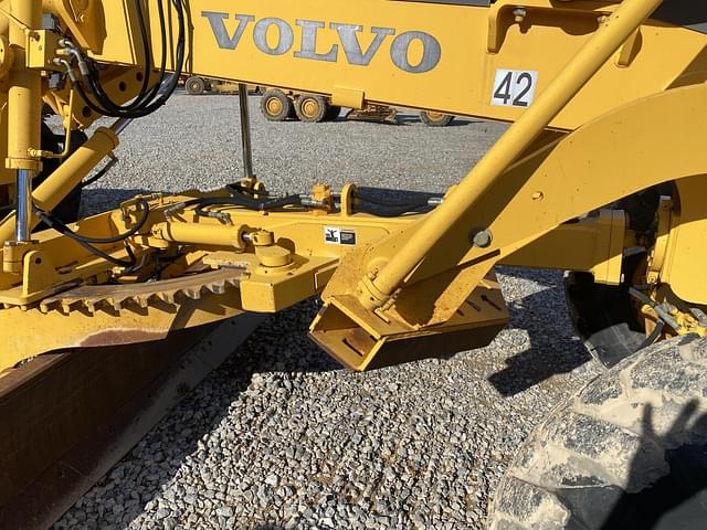 Image of Volvo G710B equipment image 4