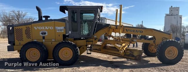 Image of Volvo G720B equipment image 3