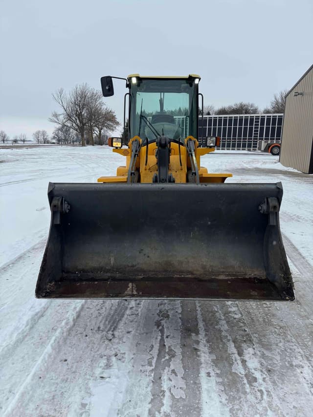 Image of Volvo L30B equipment image 2