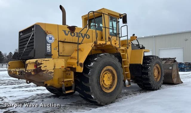 Image of Volvo L330E equipment image 4