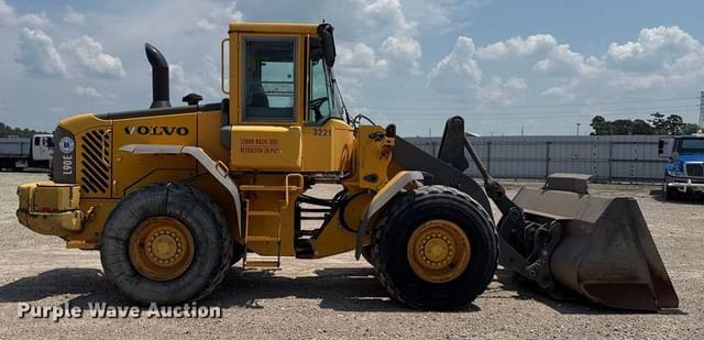 Image of Volvo L90E equipment image 3