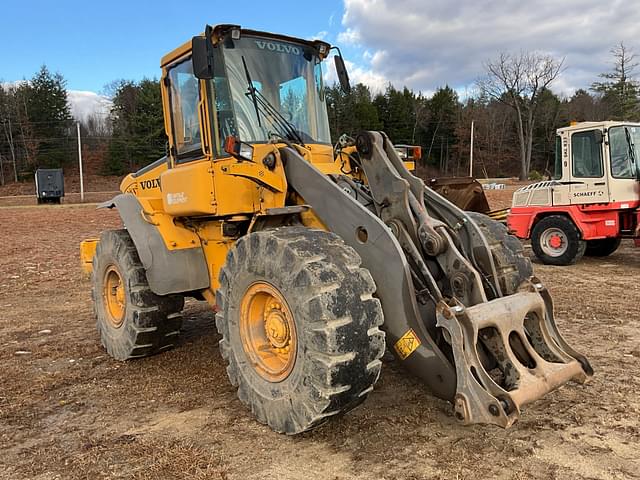 Image of Volvo L90E equipment image 2