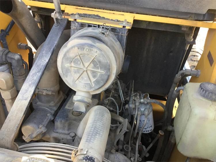 Main image Volvo MC110 4