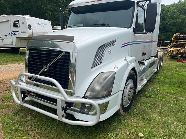 Image of Volvo VNL equipment image 1