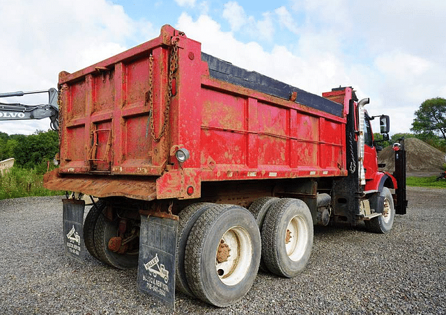 Image of Volvo VHD equipment image 4