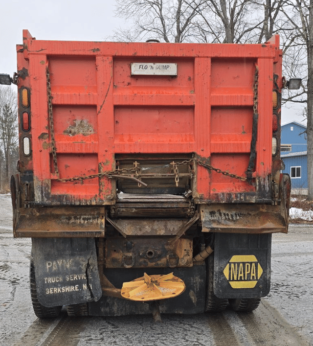 Image of Volvo VHD equipment image 2