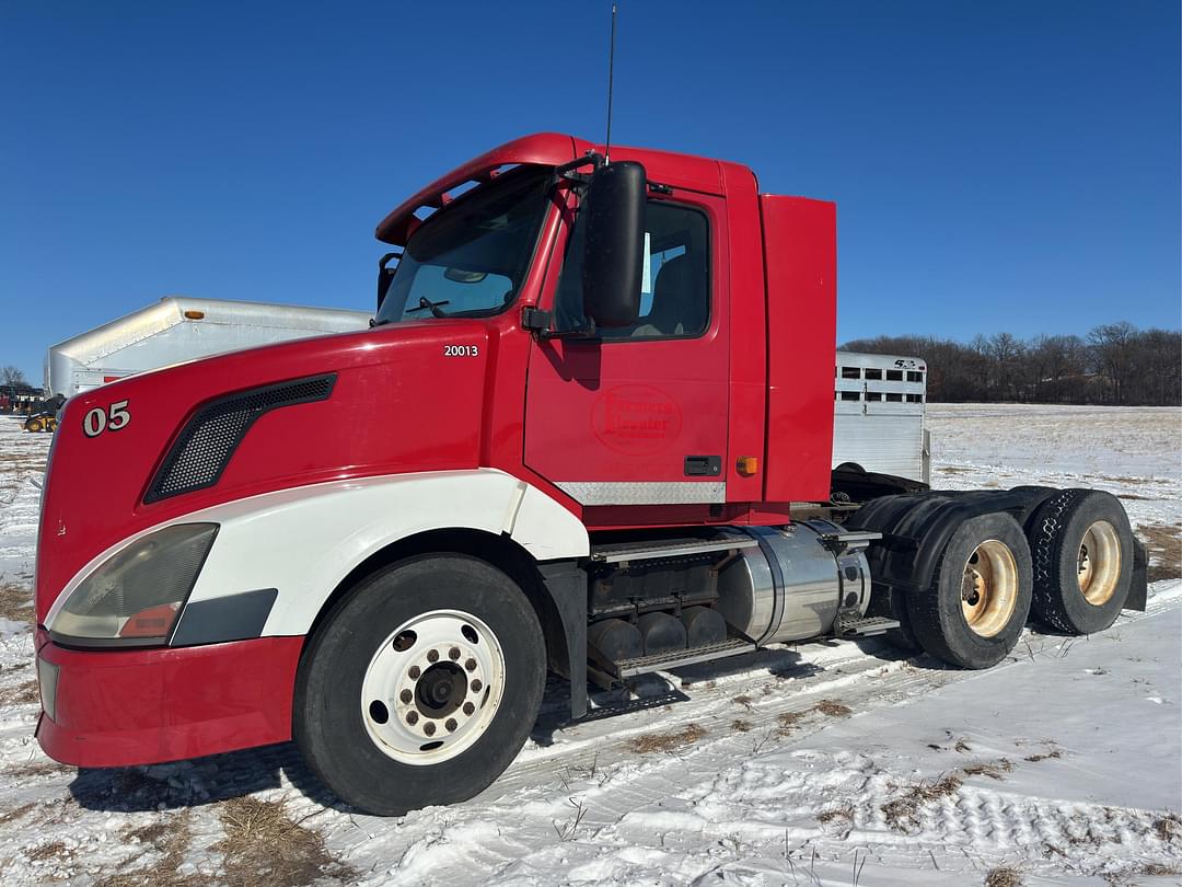 Image of Volvo VNL Primary image