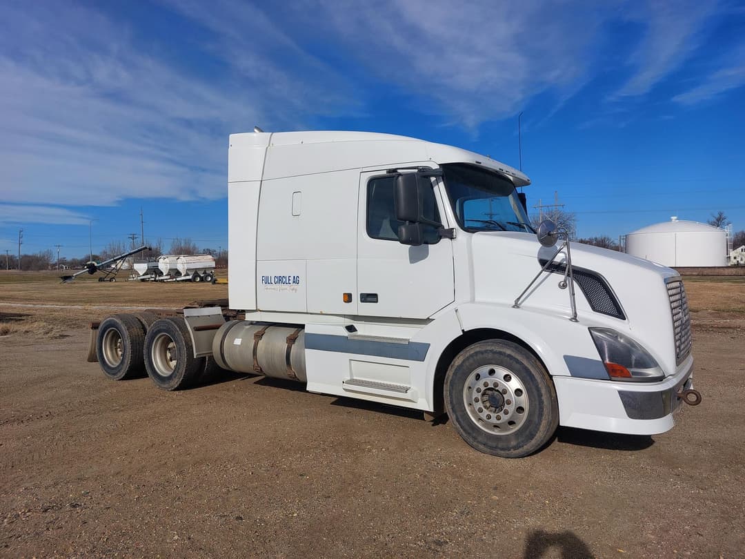 Image of Volvo VNL64T630 Primary image