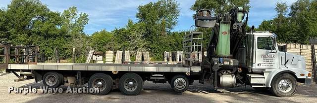 Image of Western Star 4900 equipment image 3