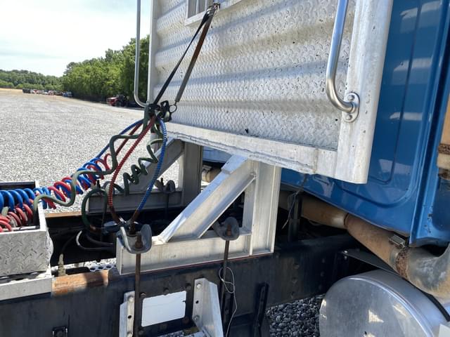 Image of Western Star 4900 equipment image 4