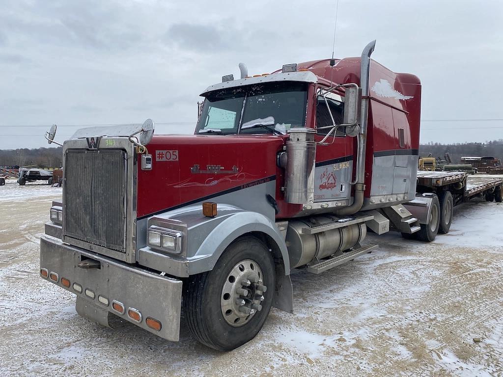 Image of Western Star 4900EX Primary image