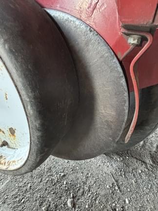 Image of White 8200 equipment image 4