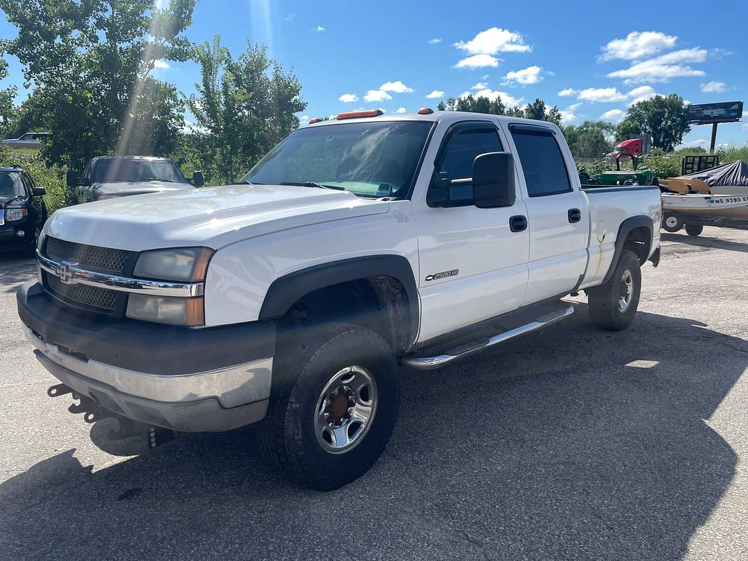 Image of Chevrolet 2500HD Primary image