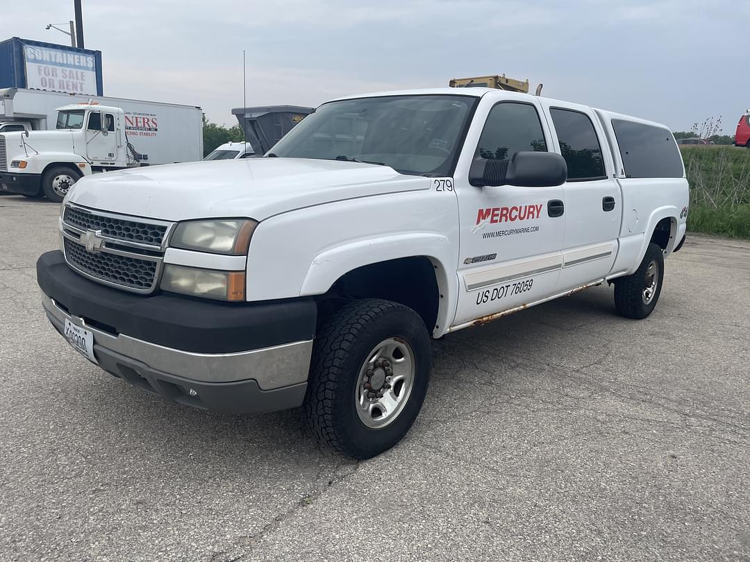 Image of Chevrolet 2500HD Primary image