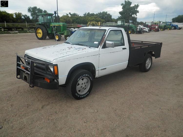 2006 Chevrolet S10 Equipment Image0