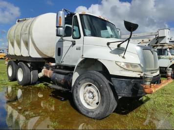 Main image International 4400