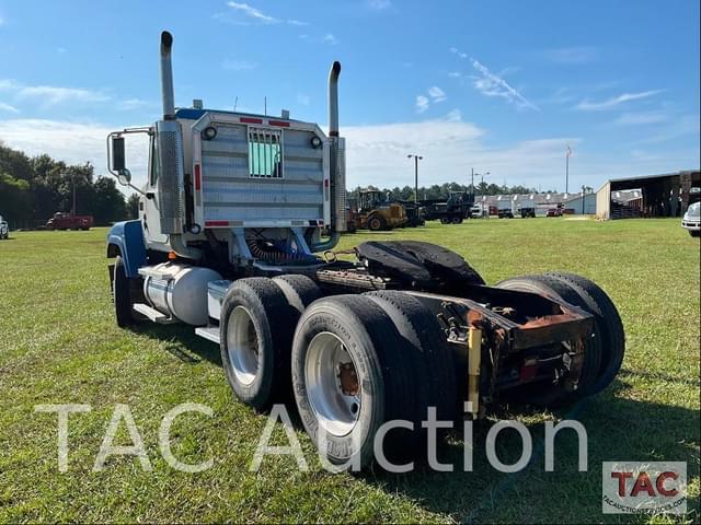 Image of Mack CHN613 equipment image 2