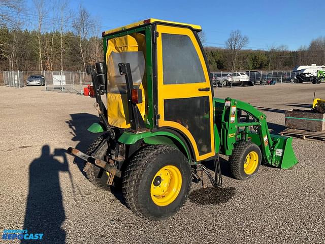 Image of John Deere 2320 equipment image 4