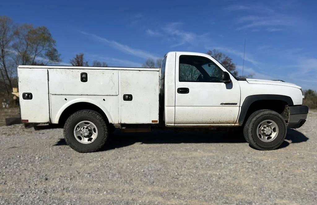 Image of Chevrolet 2500HD Primary image