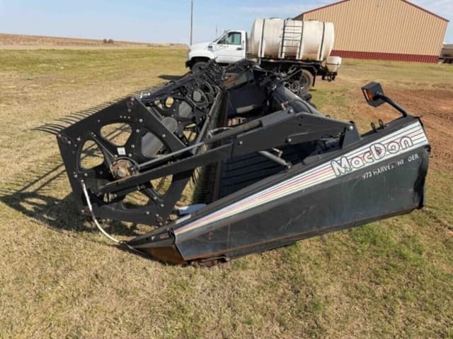 Image of MacDon 973 equipment image 2