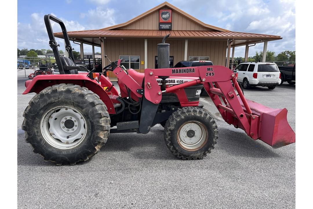 Image of Mahindra 4530 Primary image