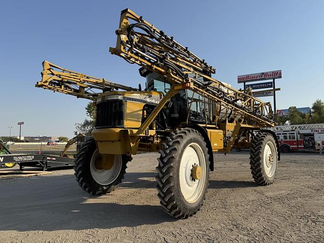 Image of Ag-Chem RoGator 1074 equipment image 1