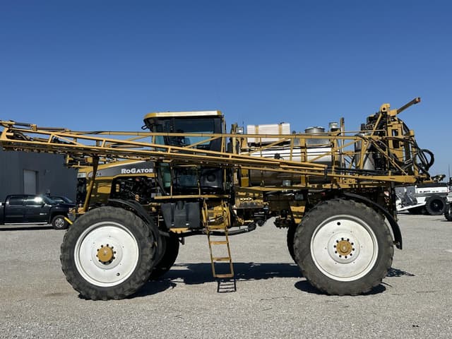 Image of Ag-Chem RoGator 874 equipment image 1