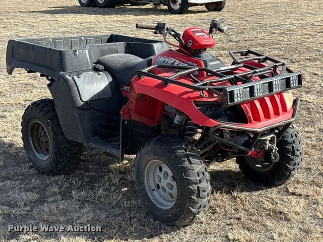 Image of Arctic Cat 400 equipment image 2