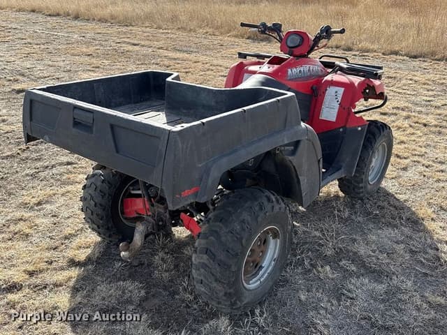 Image of Arctic Cat 400 equipment image 4