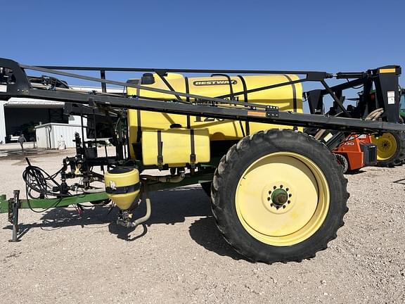 Image of Bestway Field Pro III 1200 equipment image 1