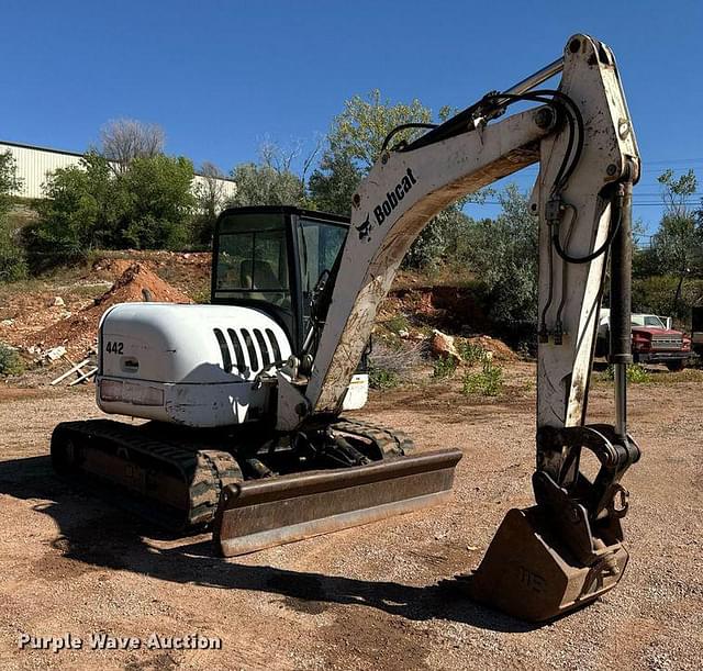 Image of Bobcat 442 equipment image 2