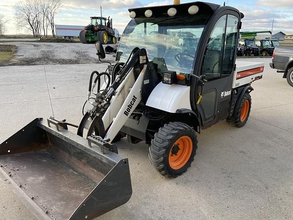 Image of Bobcat Toolcat 5600 equipment image 4