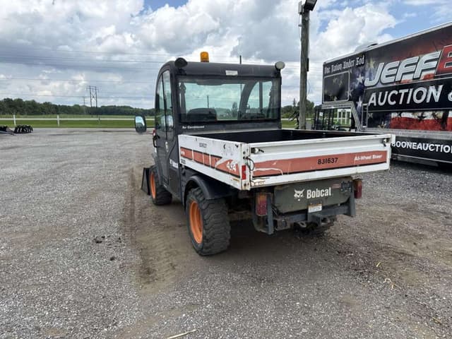 Image of Bobcat Toolcat 5600 equipment image 1
