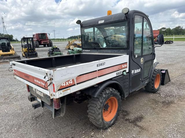 Image of Bobcat Toolcat 5600 equipment image 2