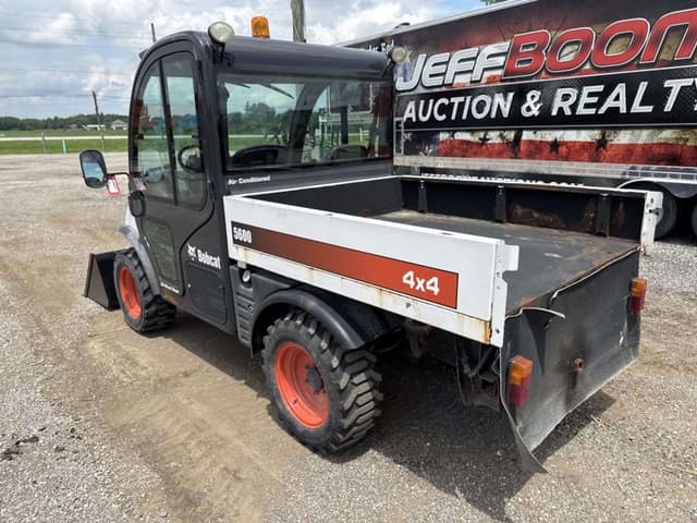 Image of Bobcat Toolcat 5600 equipment image 1