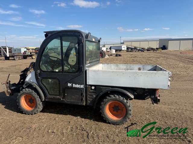 Image of Bobcat Toolcat 5600 equipment image 1