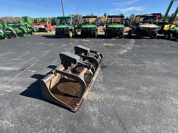 Image of Bobcat Grapple Bucket equipment image 3