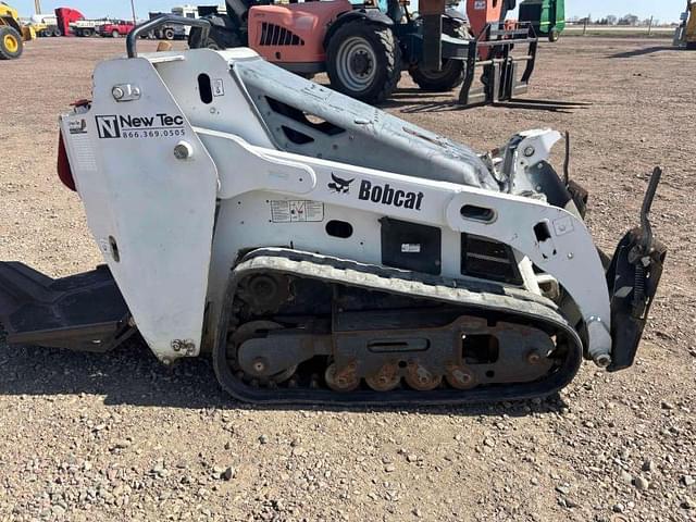 Image of Bobcat MT52 equipment image 2