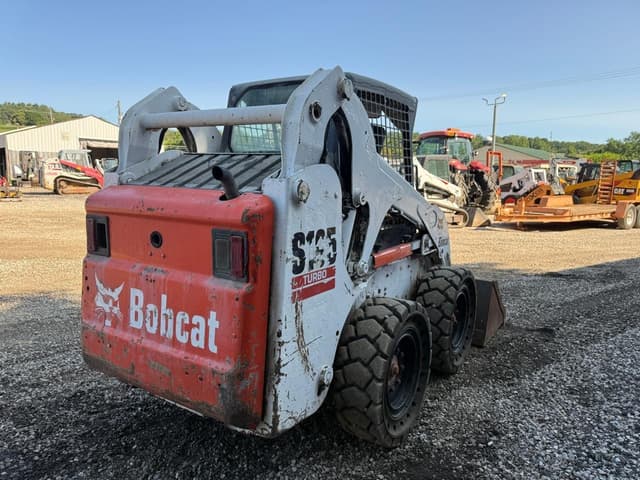 Image of Bobcat S185 equipment image 3