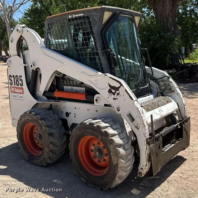 Image of Bobcat S185 equipment image 2