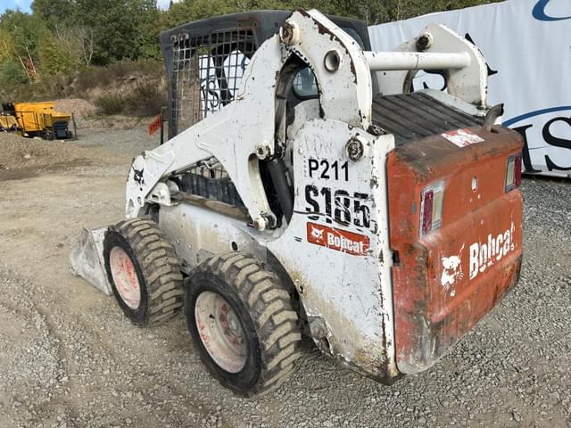 Image of Bobcat S185 equipment image 2