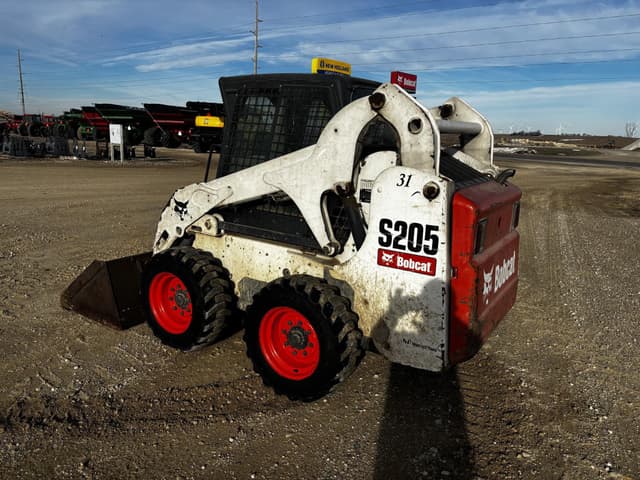Image of Bobcat S205 equipment image 2
